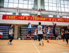 格特费宣布与主教练解约，寻找新合作对象，气势如虹