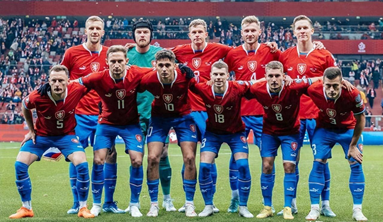 捷克队在欧洲足球比赛中表现出色!,全场震撼 捷克队在欧洲足球比赛中表现出色!,全场震撼