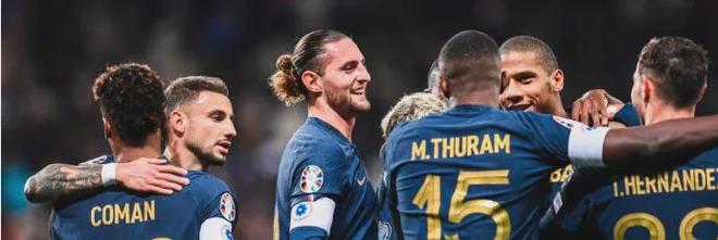 荷兰-德国法国晋级世界杯四分之一决赛，战绩斐然