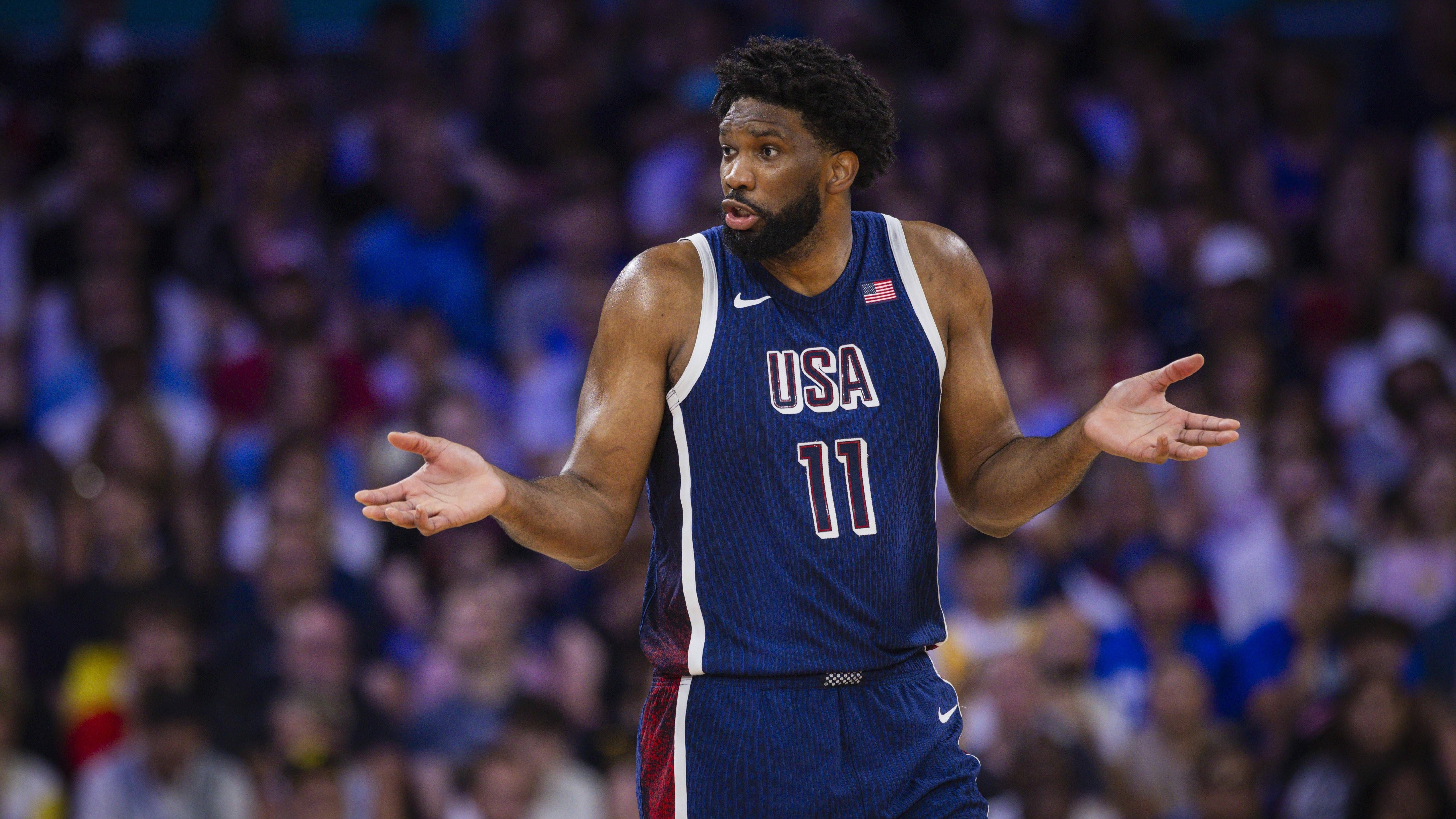 NBA球星在季后赛中因伤缺席，稳步上升