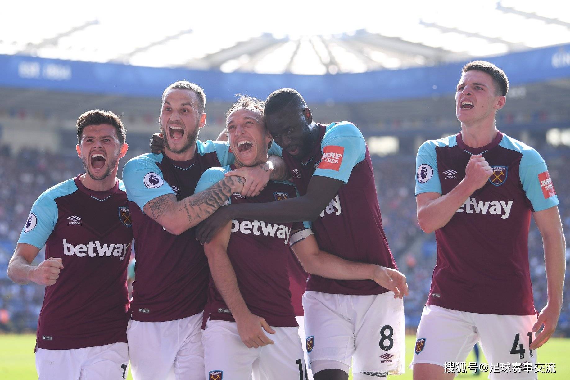 南安普顿客场大胜西汉姆,继续领跑积分榜,全场震撼 南安普顿客场大胜西汉姆,继续领跑积分榜,全场震撼