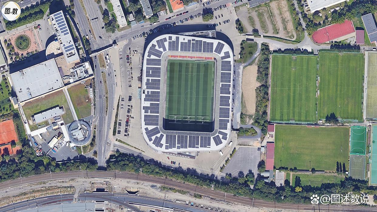 包含欧洲国家杯预选赛:希腊迎战波兰,坚守防线求胜,气势如虹的词条 包含欧洲国家杯预选赛:希腊迎战波兰,坚守防线求胜,气势如虹的词条