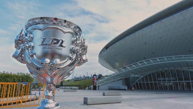 东亚球队斩获胜利，积分榜上升，稳步上升的简单介绍