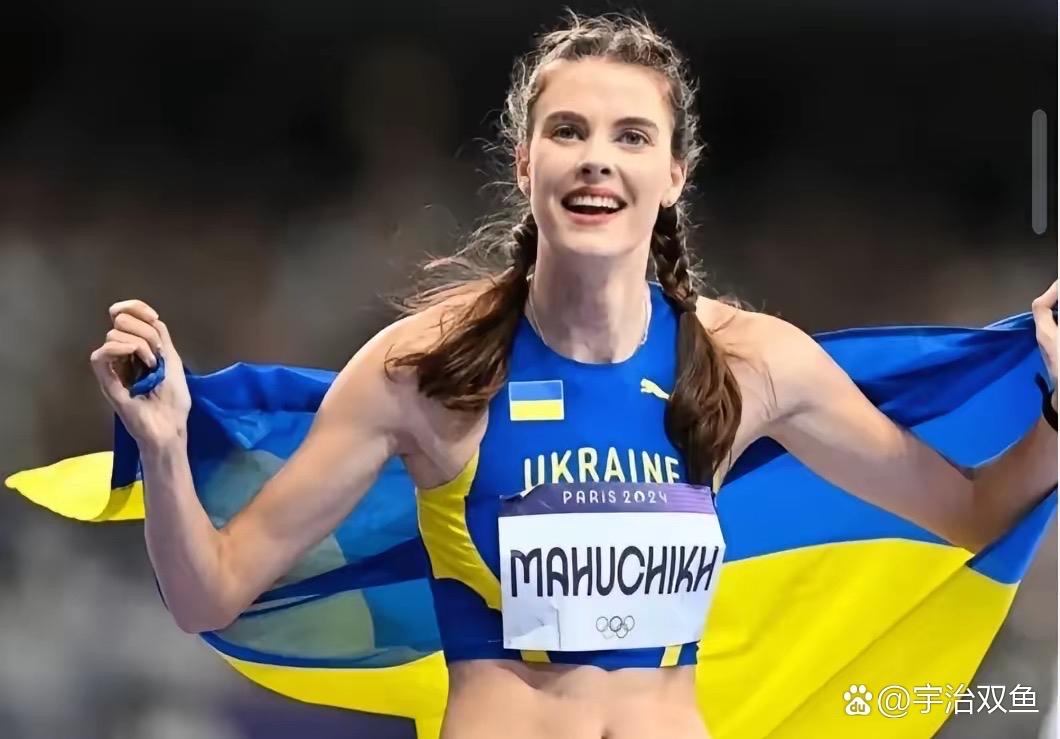 乌克兰举重选手夺得双料金牌，气势如虹