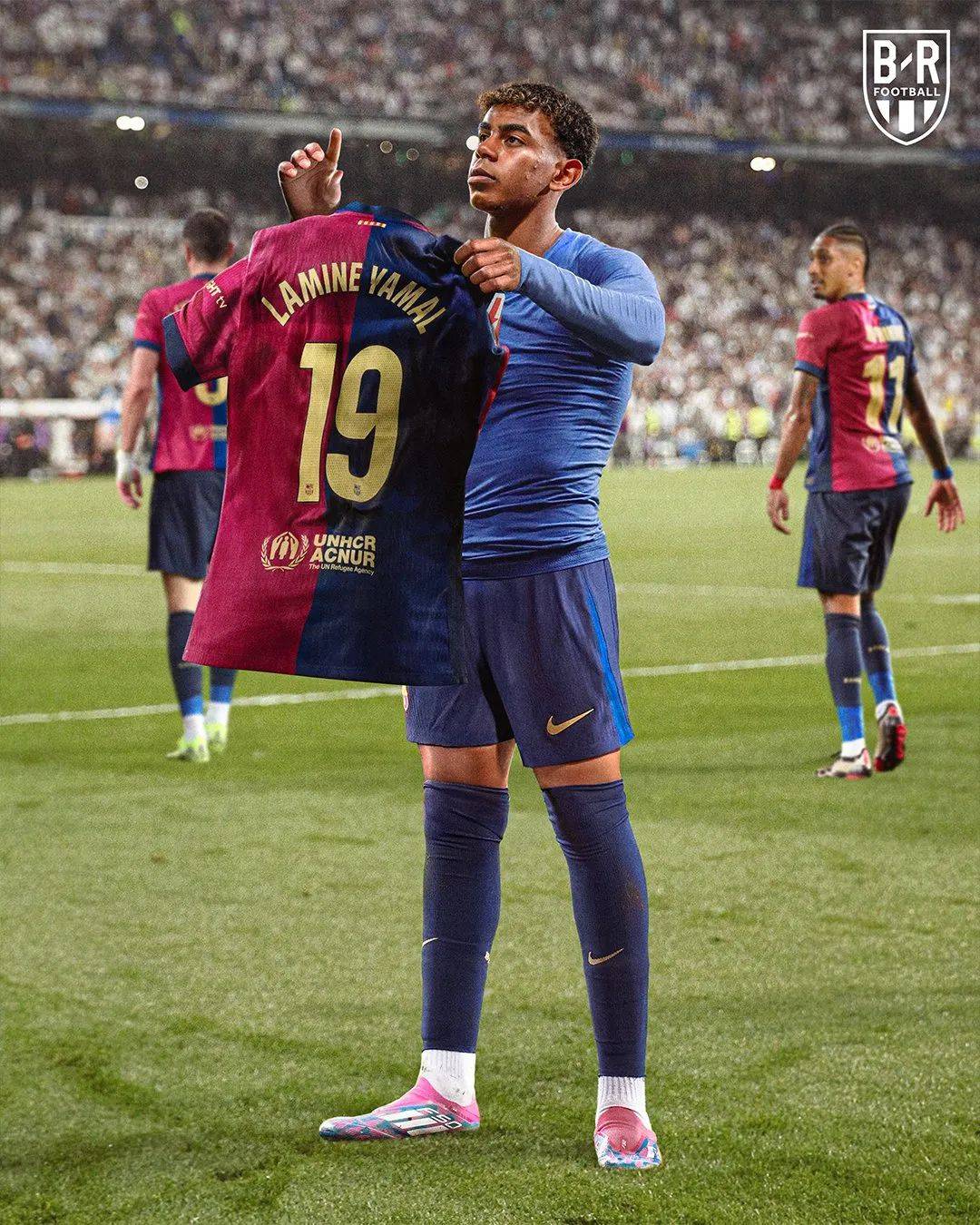 足球明星们的表现正在完成全球观众的赞赏,气势如虹的简单介绍 足球明星们的表现正在完成全球观众的赞赏,气势如虹的简单介绍