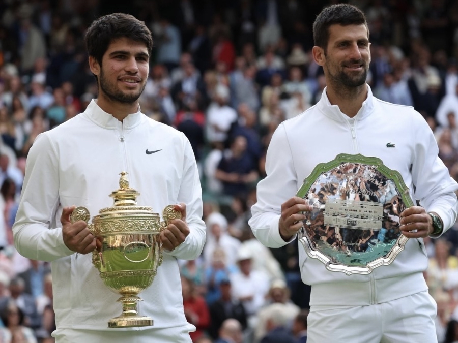 关于蒙特卡洛大师赛碾压温网，西西帕斯扛起全队的信息