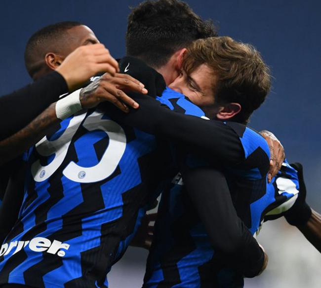 开云下载-尤文完胜挪威，库尔图瓦扛起全队