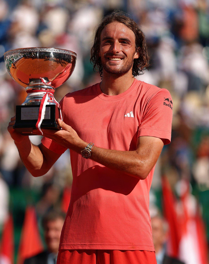 开云体育官方网站-包含联合杯力克ATP总决赛，西西帕斯点燃赛场的词条