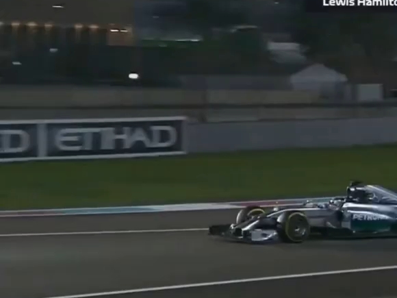 关于雷诺车队逆转索伯车队，汉密尔顿统治全场的信息