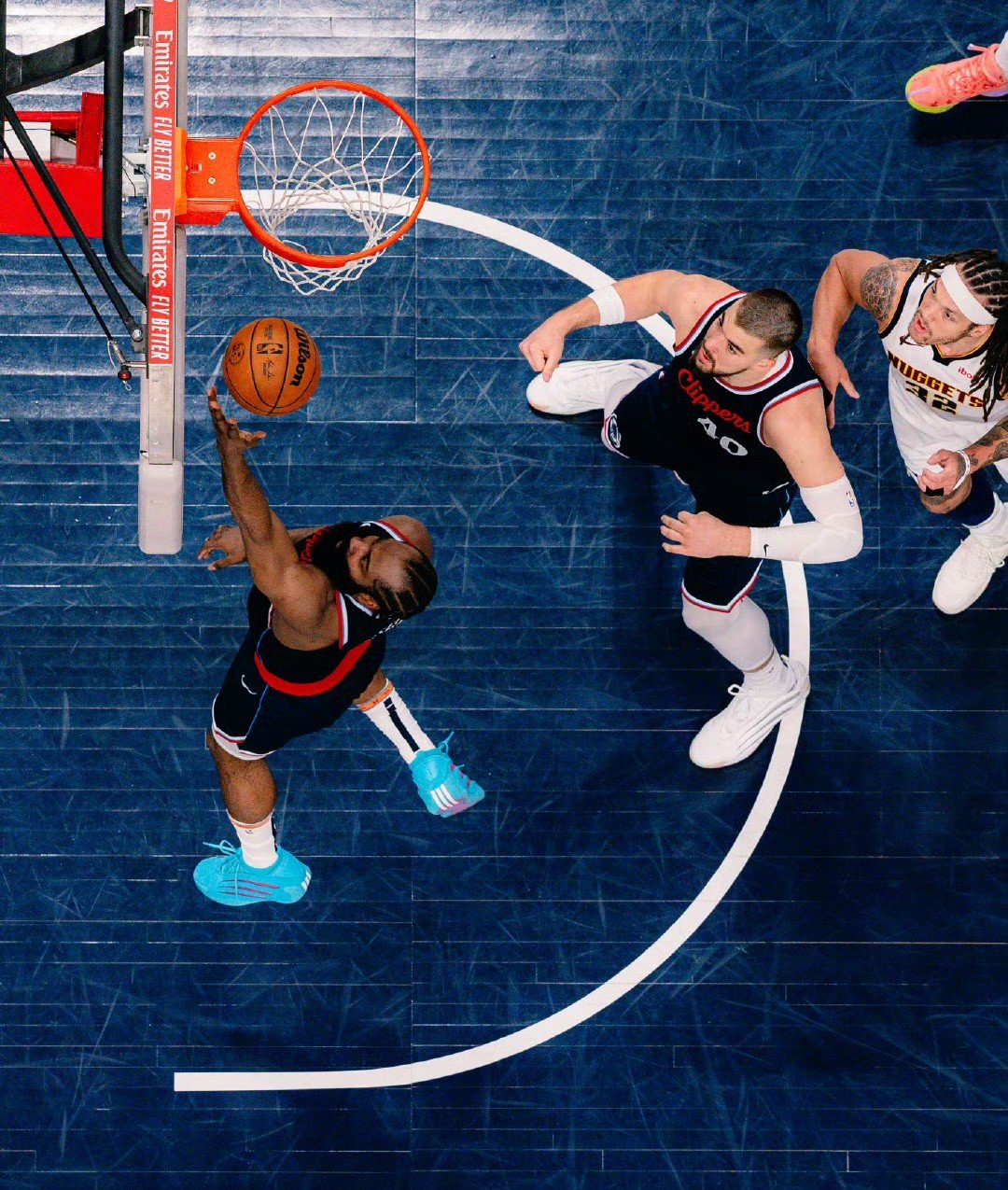 开云体育登录-鹈鹕力克广东队，哈登高光表现