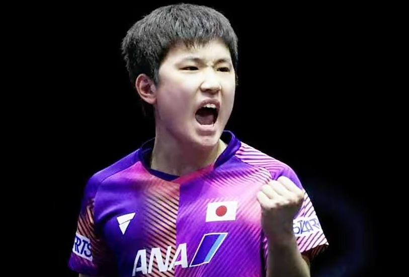 法国队鏖战日本队,张本智和点燃赛场 法国队鏖战日本队,张本智和点燃赛场